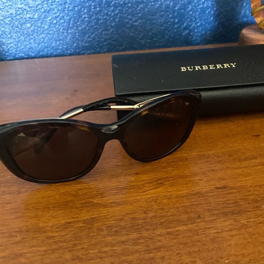 Burberry tortoise sunglasses